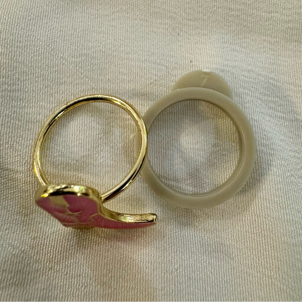Cowgirl Boot Ring and Hat Stud Earrings Set, Hot Pink and Gold, Ring Size 7 - Picture 3 of 4